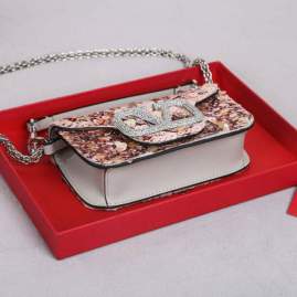 Picture of Valentino Handbags _SKUfw168473762fw